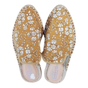 Sbicca Upton Marigold Floral Print Slides size 8